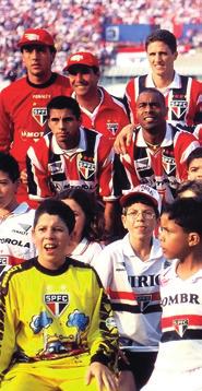 2000 41V 18E 16D I9 I1 26V 9E 5D I4 I1 15V 9E 11D I5 I0 M1TO75JOGOS 40 NO MORUMBI 35 FORA RC EM CAMPO 6750 MINUTOS O SPFC DISPUTOU