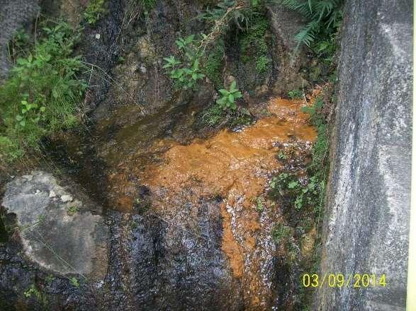 3. SOBRE O CARREAMENTO DE MATERIAL COLORIDO Fundações rochosas (Barragens de concreto) podem ter