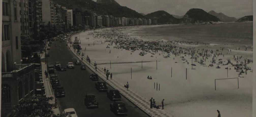 moda praia década de 20 Após a