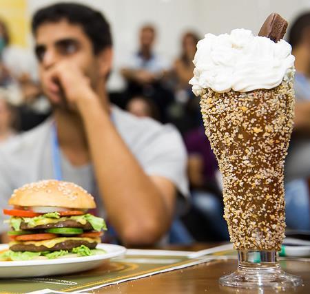 Cotas Especiais Praça de alimentação R$ 16.