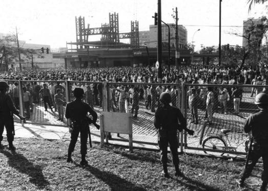 V. REGULAÇÃO DO MERCADO Os sindicatos no setor sempre foram historicamente fortes e foram protagonistas da greve de 1988 na sede da CSN em Volta Redonda, conhecida também como o Massacre de Volta
