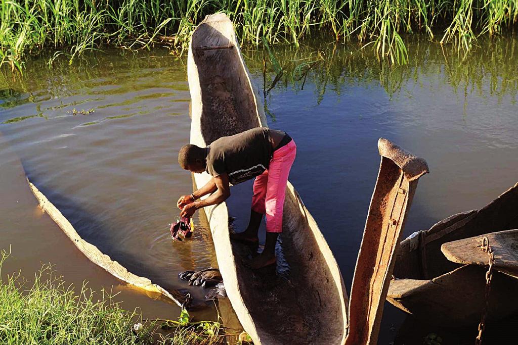 A canoa e a construção da masculinidade entre o povo Sena A canoa demarca a atuação