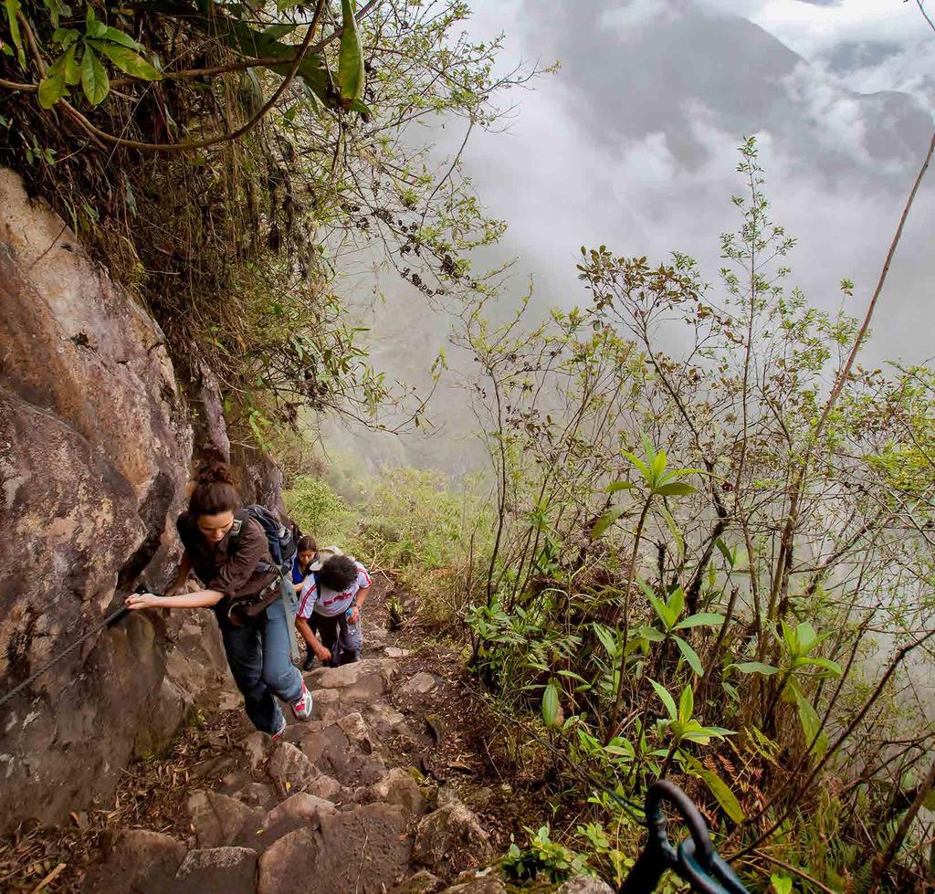 EXCURSÕES ECOLÓGICAS Aventuras, emoções e satisfações são alguns ingredientes dispostos a formar parte da viagem dos sonhos de nossos hóspedes.