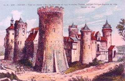 O castelo no século XIX a) Por que Joana D Arc foi torturada e condenada a fogueira? (1,0) Placo du Vieux-Marché o local da cidade onde a memória de Joana D Arc é mais presente.