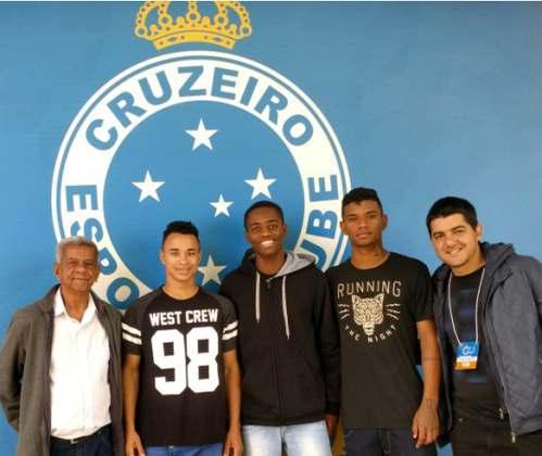 N 15.17/134 E 134ª Edição 02 de setembro de 2017 Cruzeiro contrata três jogadores do Athletic Sub-20 Quais os resultados da campanha do Athletic no Campeonato Mineiro Sub-20 de futebol?