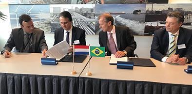 MEMORANDO DE ENTENDIMENTO (MoU) CIPP X PORTO DE ROTERDÃ Assinado em março de 2017