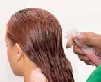 Aplicar o Shampoo Mutari Up Collori nos cabelos molhados.