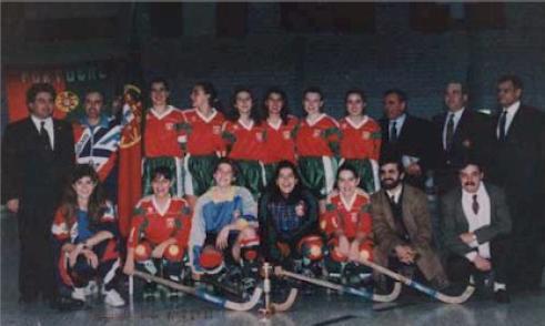 História/Evolução do Hóquei em Patins Feminino em Portugal 1921 Segundo alguns jornais, realizam-se os primeiros jogos de hóquei em patins feminino em Portugal.