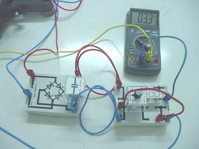 4 Montagem e procedimentos A montagem do experimento, com a inclusão do gaussímetro, está apresentada na figura 1.