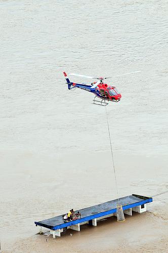 Principais medidas adotadas (entre 17/06 e 20/06) Ações emergenciais de salvamento: ü 201 bombeiros - reforço, ü 475 policiais militares - reforço, ü 74 efe9vos das forças armadas, ü 19