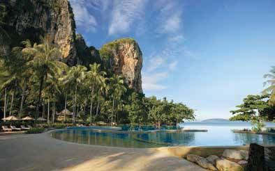 35 Krabi Sul DUSIT THANI KRABI BEACH RESORT Localização: Na tranquila praia de Klong Muong. Locali ado junto a uma praia de areia branca, com vistas memoráveis.