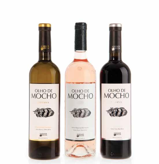 COM TEMPO... A marca Olho de Mocho é uma das principais apostas da Herdade. Produzido com as melhores uvas da vindima de cada ano, é um vinho elegante e de carácter único e genuíno.