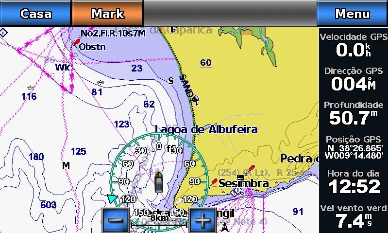 Cartas e vistas 3D de cartas 6. Complete uma acção: Seleccione Tamanho da ajuda de navegação para definir o tamanho dos símbolos de auxiliar à navegação apresentados no mapa e seleccione um tamanho.