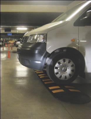 Barreira dupla de Estacionamento Inclui