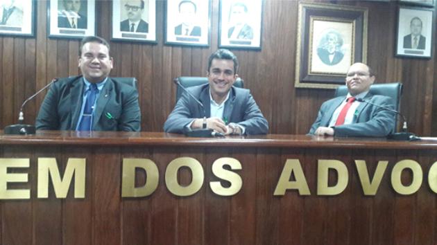 Palestras engrandecem abertura do Seminário de Atualidades Jurídico Contábeis 22/09/2016 ntadas pelos advogados Lino Chíxaro, Daniel Gherard e Frederico Paiva.