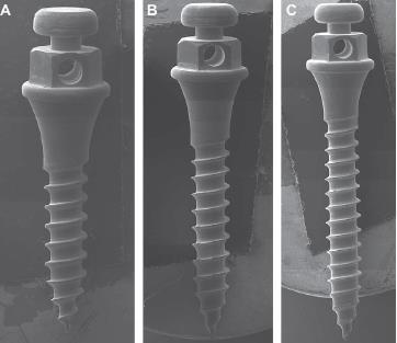 27 FIGURA 13: Fotomicrografia dos mini-implantes antes do ensaio mecânico (20x no microscópio eletrônico de varredura). A: 6mm, B: 8mm e C: 10mm. FONTE: PHITON et al. (2013),p.480.