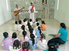 Lá ela reencontrou religiosas na sua Paróquia e algo começou a se manifestar de novo no seu coração.