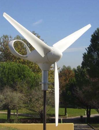 Com coordenação do INETI, actual LNEG, e integrando uma equipa de investigadores de diversas instituições nacionais, foi desenvolvida uma turbina eólica especialmente concebida para ambientes urbanos