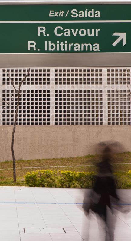 RESÍDUOS O Metrô de São Paulo busca alinhar seus processos às modernas práticas de gestão, e no que se refere a resíduos sólidos, busca o atendimento das suas metas internas, princípios e objetivos