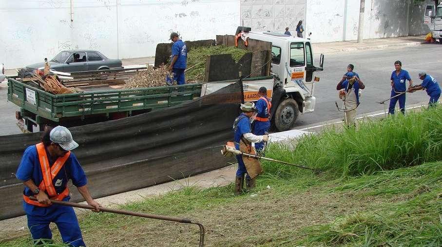 PREVENÇÃO Obras e Serviços Limpeza de Bueiros; Galerias e Ramais; Poços de Visita;