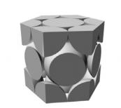 A rede hexagonal compacta A rede hc pode ser representada por um prisma com base hexagonal, com átomos na base e topo e um plano de átomos no meio da altura.