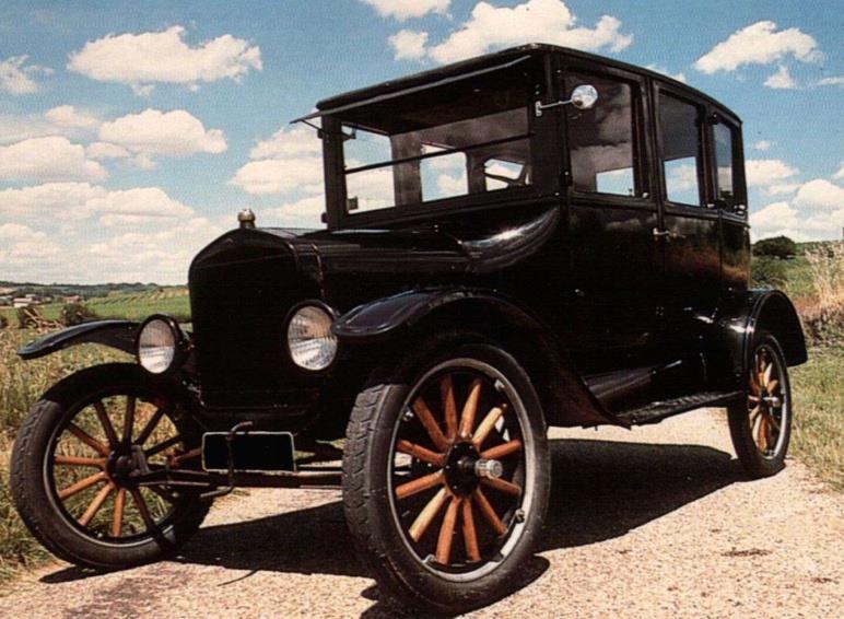 A linha de montagem móvel Foi adotada em 1914 pela Ford para montagem do chassis Ford T Consequências: - redução no ciclo de produção de 12 horas e 28 minutos para 1 hora e 33
