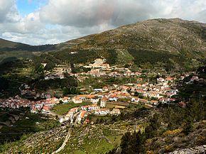 1 of 8 06-07-2014 00:50 Loriga Origem: Wikipédia, a enciclopédia livre. Loriga (pron.ifa [lu'ɾigɐ]) é uma vila e freguesia portuguesa do concelho de Seia, distrito da Guarda.