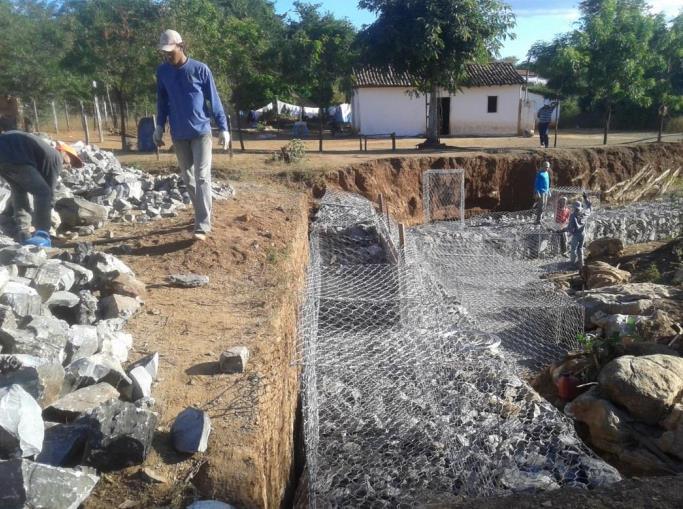 proteção da nascente do riacho Brejão e diminuir o assoreamento das