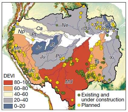Cenário: grandes rios amazônicos 83 barragens planejadas ou construídas: 25 em