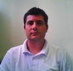 Jairo Ernesto Bastos Krüger Mestre em Administração Universitária pelo Programa de Pós-Graduação em Administração Universitária da Universidade Federal de Santa Catarina.