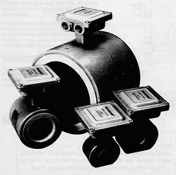 O transmissor converte o sinal de pouca amplitude proveniente do elemento sensor para um sinal de 4-20 ma e também para uma saída em frequência.