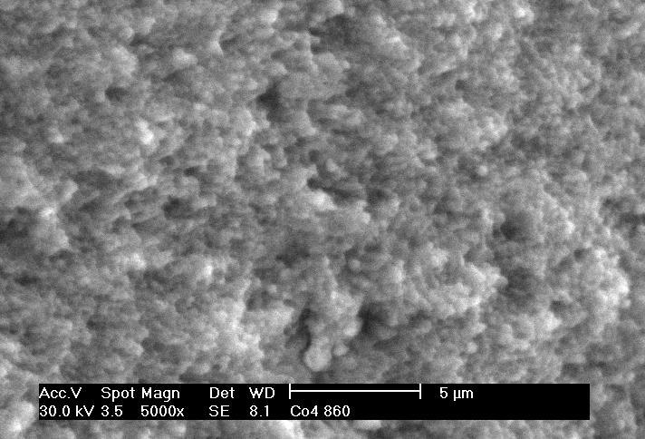 processada a temperatura de reação de 840 C. (5000x). Figura 33.