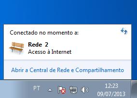 Observação: se ambas as placas de rede estiverem ativas, o ícone Rede sem fio é o que será exibido. Etapa 2: Use o ícone de Rede cabeada. a. Clique no ícone de Rede cabeada.