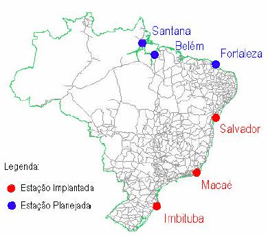 ilustra os marégrafos analógico e digital instalados no Datum