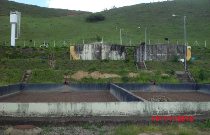 bactérias contidas no tanque possam estabilizar a matéria orgânica.