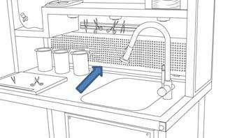 (img 13) 6.11 Peneira de aço inox ajustável Peneira produzida em aço inox. É totalmente ajustável para diferentes tamanhos de pia, com sistema de alças que se estendem ou se contraem.