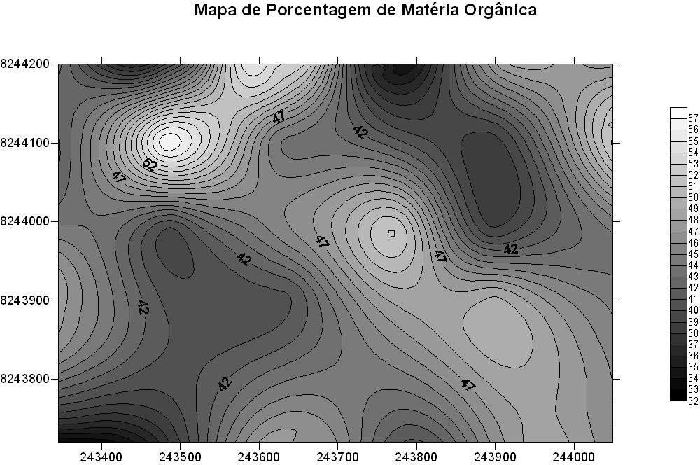 pivô (tonalidade mais escura), a porcentagem de matéria orgânica é menor (< 42 g.kg -1 ), refletindo o maior grau de decomposição da M.O. Figura 7. Mapa de teor de matéria orgânica (g.