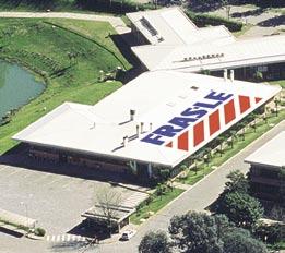 casos PERFIL A Fras-le S.A., fundada em 22 de fevereiro de 1954, tem seu complexo industrial sediado em Caxias do Sul (RS), instalado em uma área total de 310.000 m2, com 58.735 m2 de área construída.