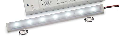 º encomenda Modelo Kelvin Comprimento LEDs Lumen Potência EEK mm Hr.