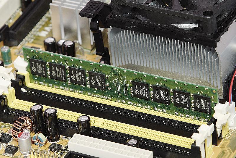 Memória RAM 1GB de RAM montado