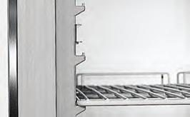 Painel de controle de temperatura -2º a +8ºC para refrigerador e -20º a -10ºC para freezer.