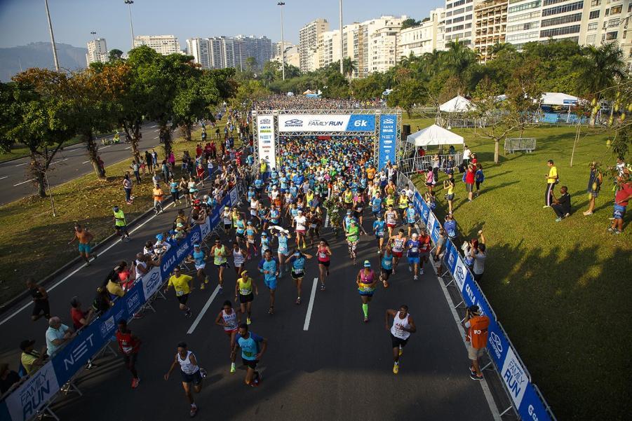 Também esteve presente com uma loja especial na Feira Rio Run Market, local de entrega dos kits da prova.