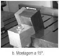 MATERIAIS E MÉTODOS O aço H13 (48 HRC) apresentou a seguinte dure composição química média (Tabela 1): Tabela 1.