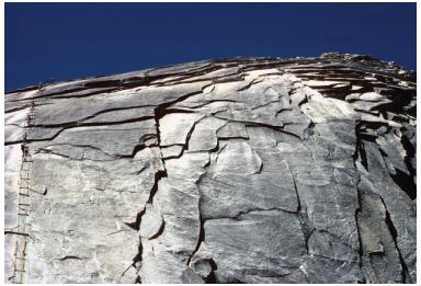 Esfoliação no Half Dome ( Meio Domo ),