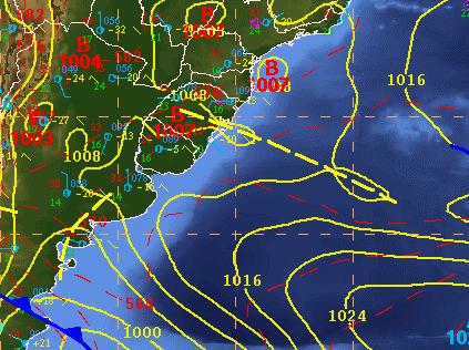 Para acompanhar a atividade convectiva associada à tempestade utilizou-se um conjunto de imagens geradas pelo satélite meteorológico GOES-10 (canal infravermelho, realçadas), também disponíveis no