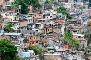 Foto: David Schenfeld O caso do Maracanã chama muita atenção, mas talvez haja outros ainda mais sérios, como o abandono do Morar Carioca, o programa de reurbanização de favelas.