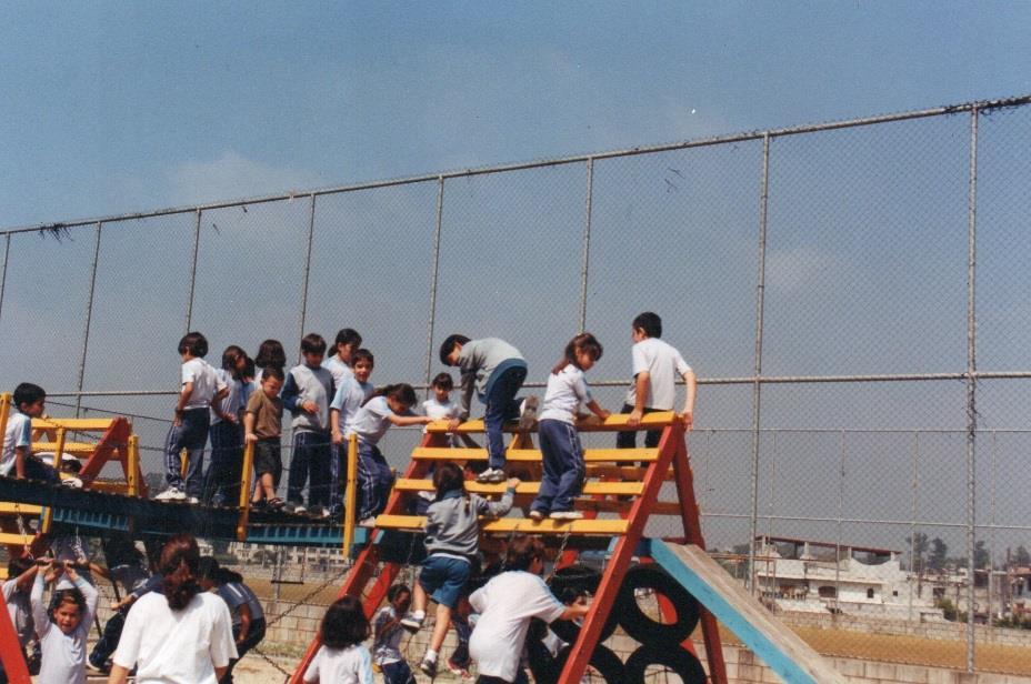 Em 2003 foi feito um Playground para os pequeninos, reformada