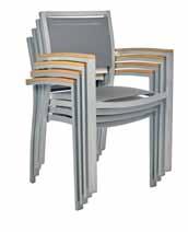 29 MONACO Sillón apilable. Aluminio lacado gris. Textilene. Reposabrazos de eco-wood. Cadeira empilhável. Alumínio lacado cinza. Textilene. Repousa braços em eco-wood. Stackable armchair.
