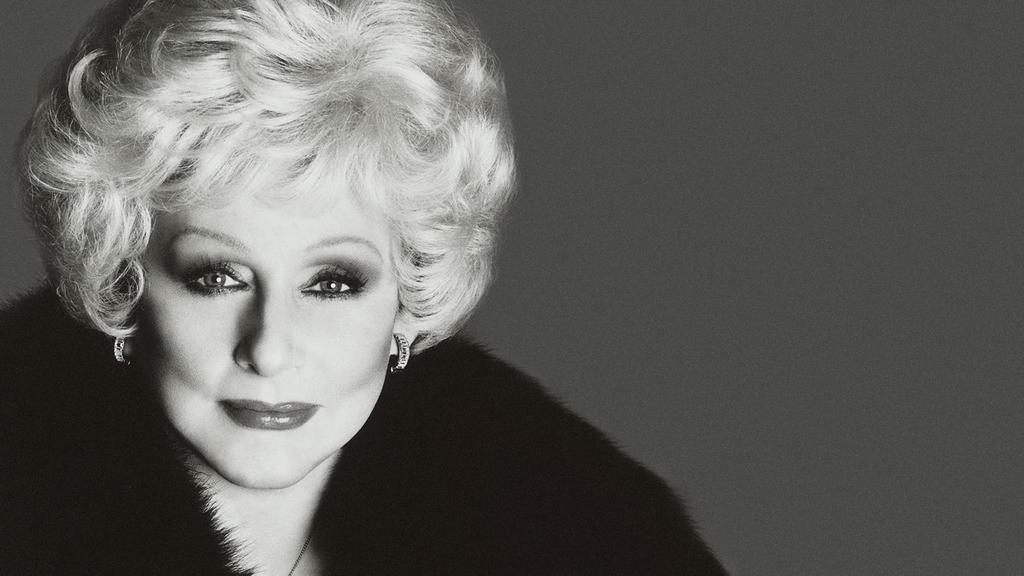 Mary Kay Ash Em 1963, nos Estados Unidos, uma empreendedora iniciava uma jornada que faria a diferença no