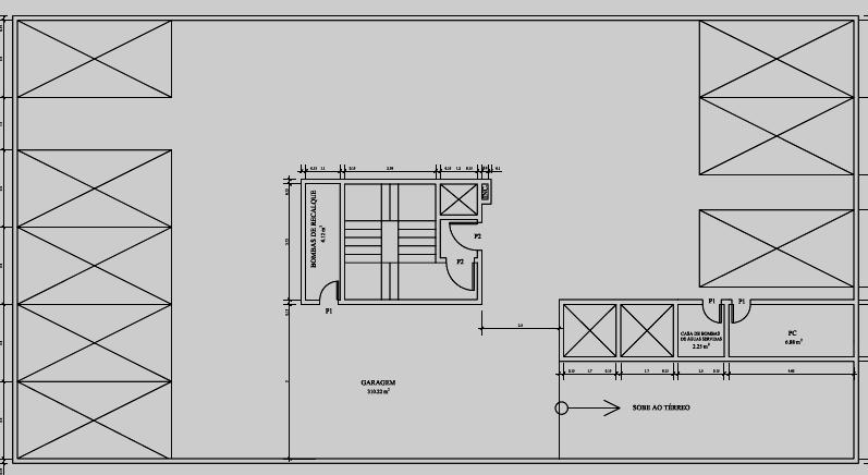 Nesta planta estão indicados os cômodos, varandas, prismas de ventilação e iluminação. Esta edificação não possui elevadores. Fig.